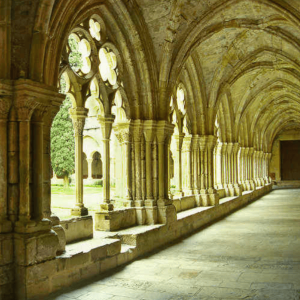 Visita al Reial Monestir de Poblet: patrimoni, història i art cistercenc